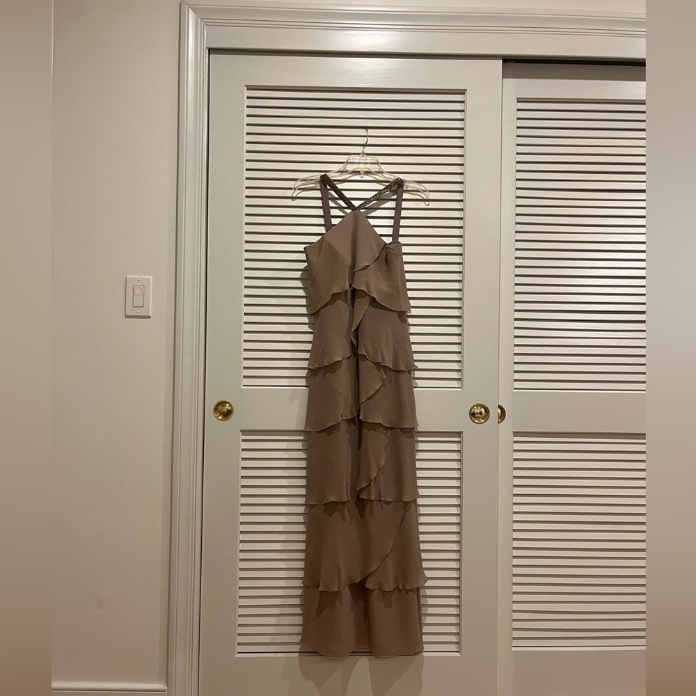 Float Ruffle Dress - Picture 3 of 9